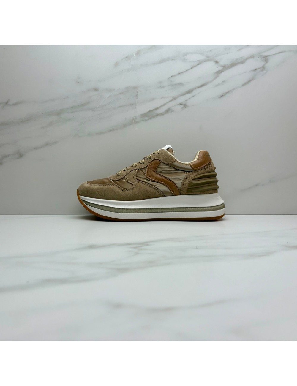 SNEAKER camel