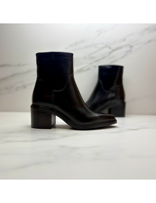 BOTIN negro