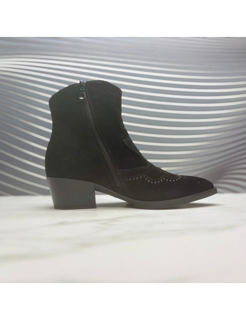 COW BOY tachas negro