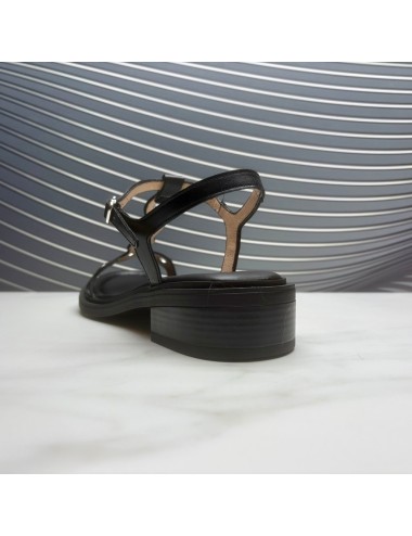 SANDALIA aros negra