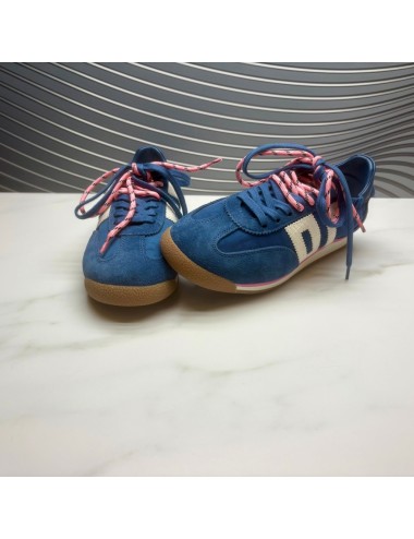 Retro sneaker azul