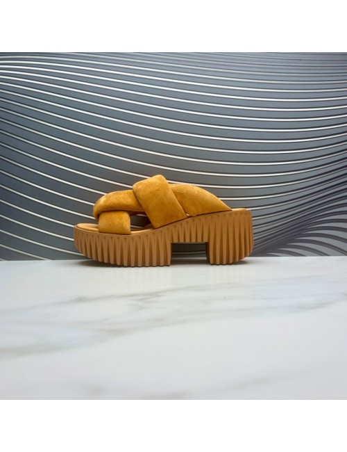 SANDALIA super tubular ante cuero