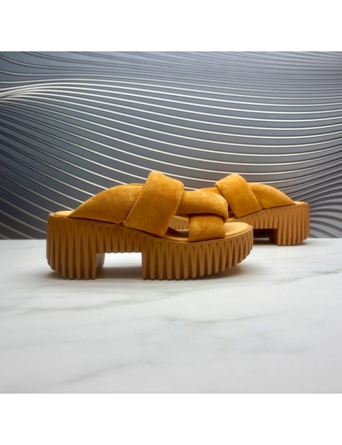SANDALIA super tubular ante cuero