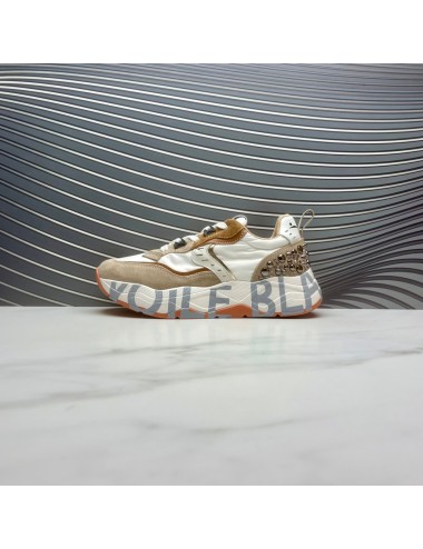 SUPER SNEAKER plataforma tachas blanco