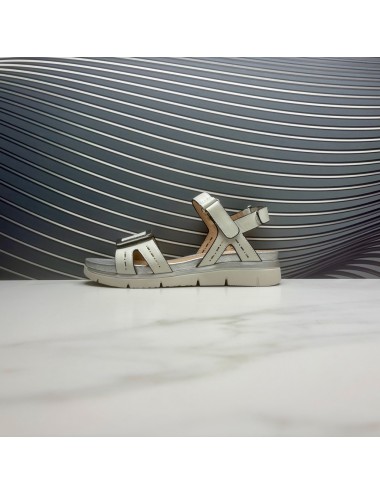 SANDALIA tres velcros blanca
