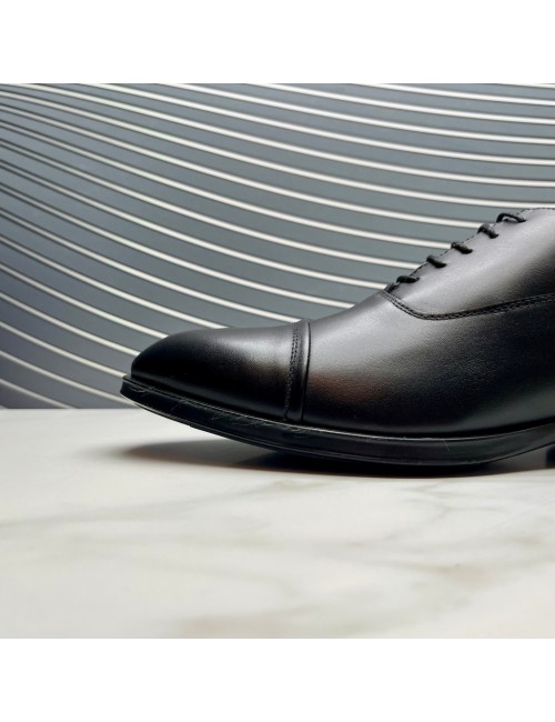 ZAPATO elegante  de cordon negro