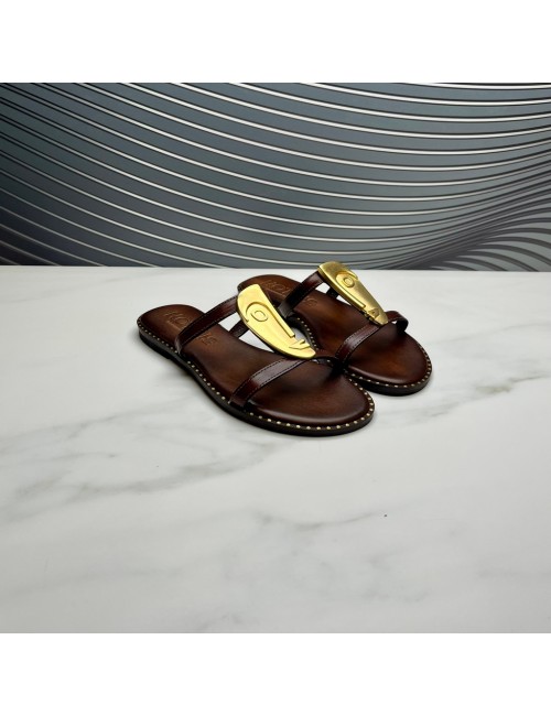 SANDALIA de rostro marron