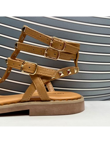 SANDALIA tachas cuero