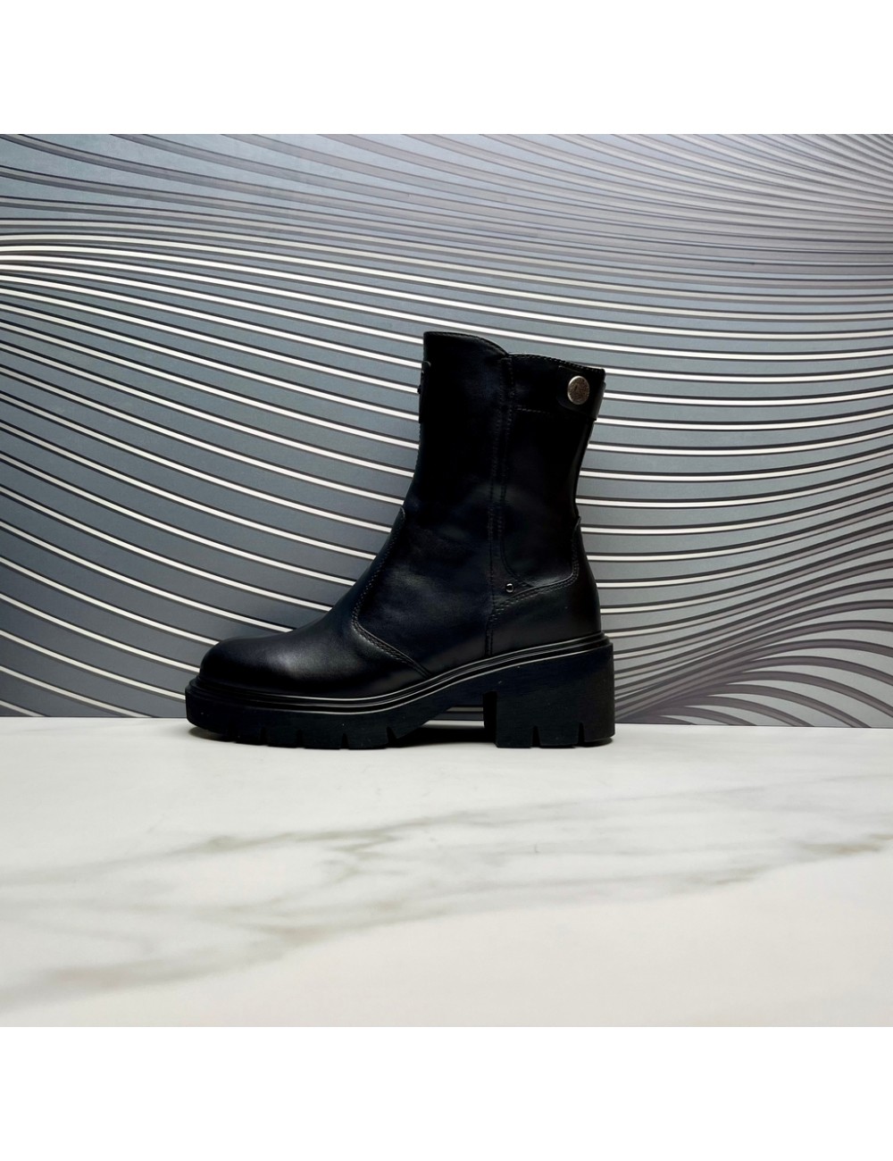 Botin extra ligero negro
