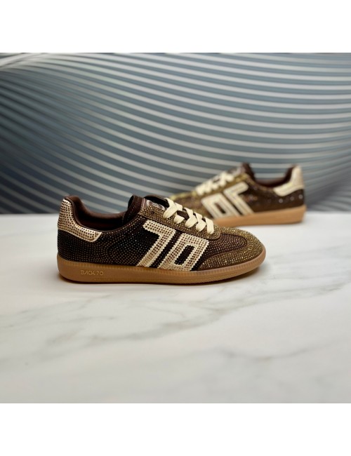 RETRO SNEAKER brillos cuero