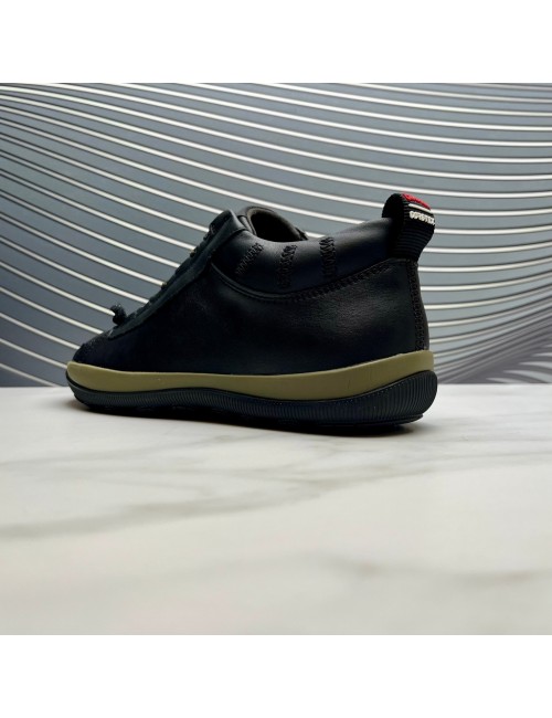 BLUCHER goretex negro