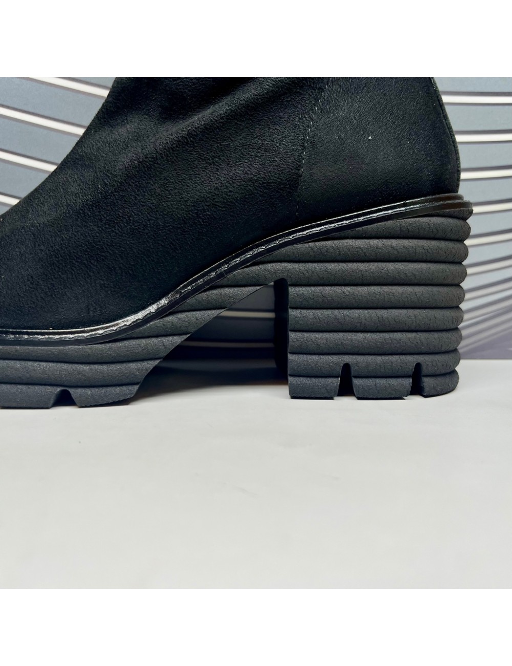 BOTIN hidrofugado tacon negro