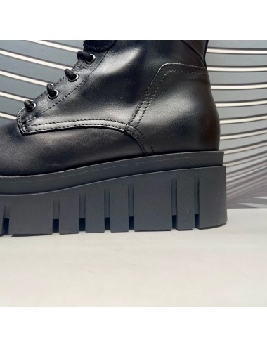 Botin plataforma negro