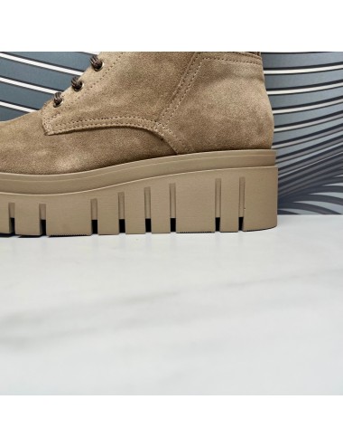 Botin plataforma ante taupe