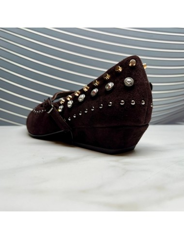 SALONCITO pedreria marron