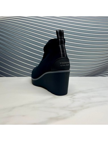 BOTIN corto hidrofugado cuna negro