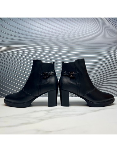 Botin plataforma negro
