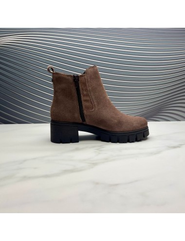 CHELSEA CAMEL