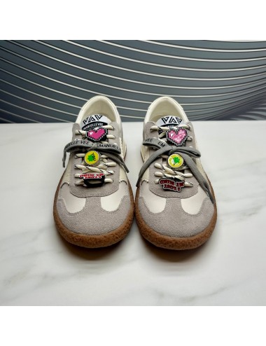 SNEAKER chapa corazon blanco