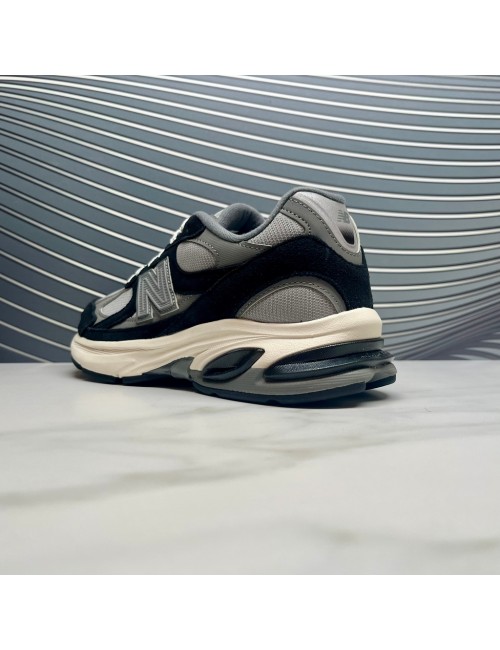 SNEAKER NEGRO gris blanco