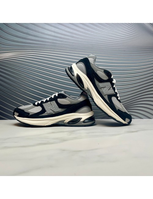 SNEAKER NEGRO gris blanco