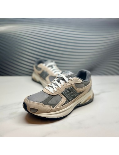 SNEAKER TAUPE gris piedra