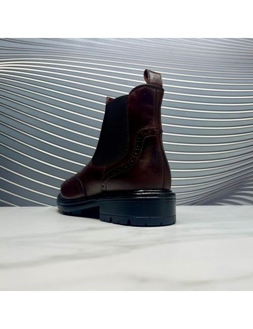 CHELSEA MARRON