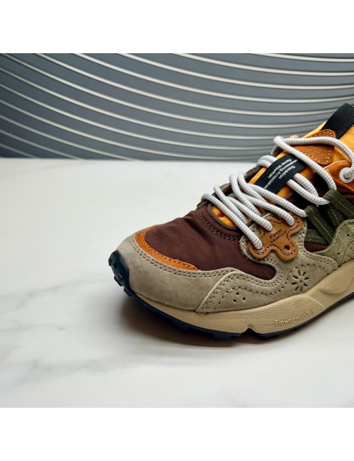 SNEAKER taupe naranja marron