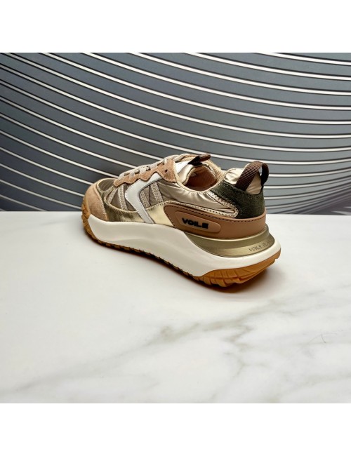 SNEAKER DORADO