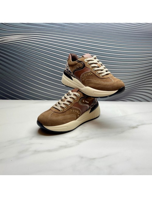 Deportivo tachas leo camel