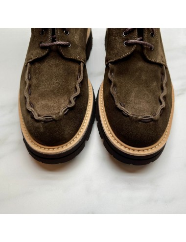BOTIN pasados ante verde